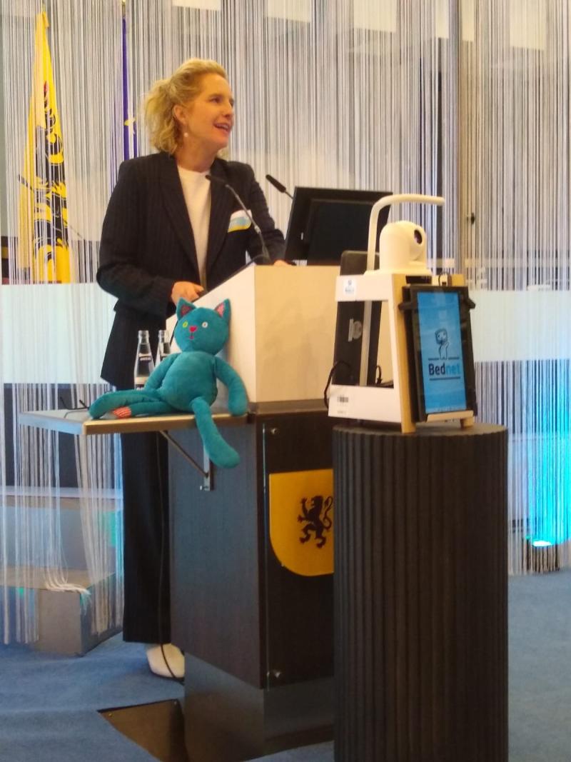 Bednet 20 jarig bestaan, Caroline Vrijens